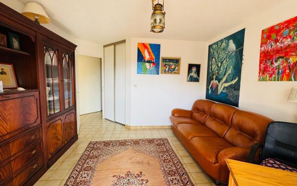 Appartement à vendre    3 pièces • 70 m2 Sète