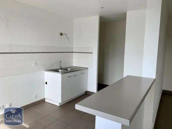 Appartement à louer 4 pièces 106.35m² Saint-Pierre-des-Corps (37700)