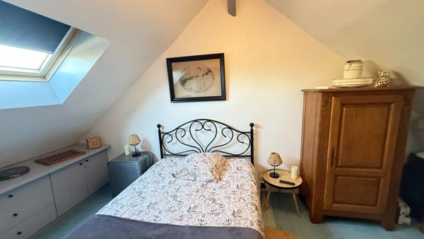 NOAILLES PROCHE   Maison 4 pièces , séjour, cuisine équipée, 3 chambres