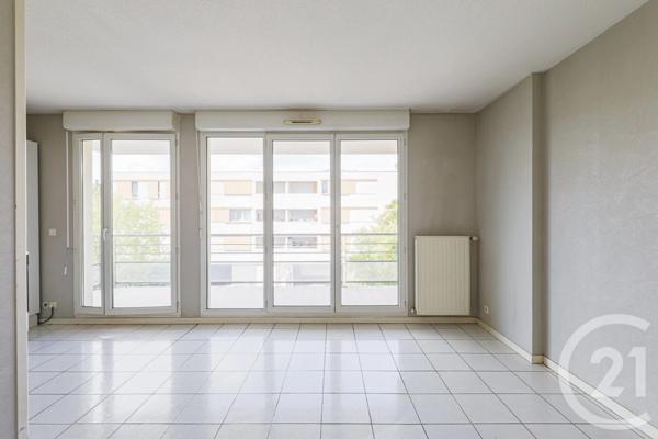 Appartement F2 à vendre  2 pièces - 48,15 m 2   ST MARTIN D HERES  - 38