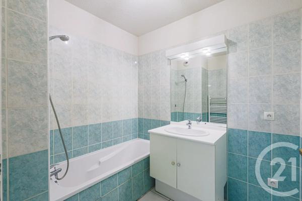 Appartement F2 à vendre  2 pièces - 48,15 m 2   ST MARTIN D HERES  - 38