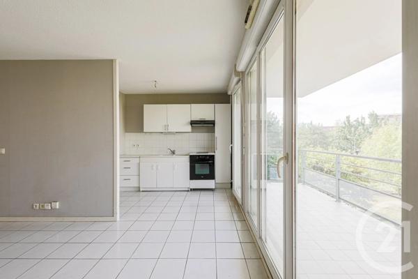 Appartement F2 à vendre  2 pièces - 48,15 m 2   ST MARTIN D HERES  - 38