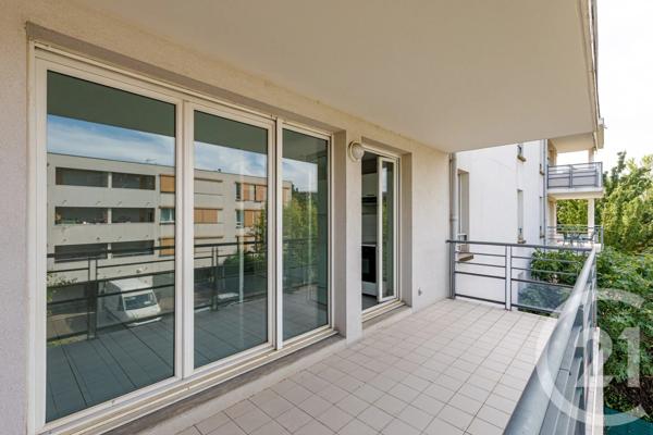 Appartement F2 à vendre  2 pièces - 48,15 m 2   ST MARTIN D HERES  - 38