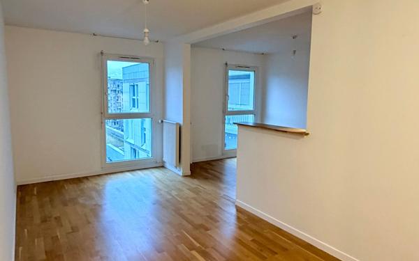 Appartement à vendre    2 pièces •  Pantin