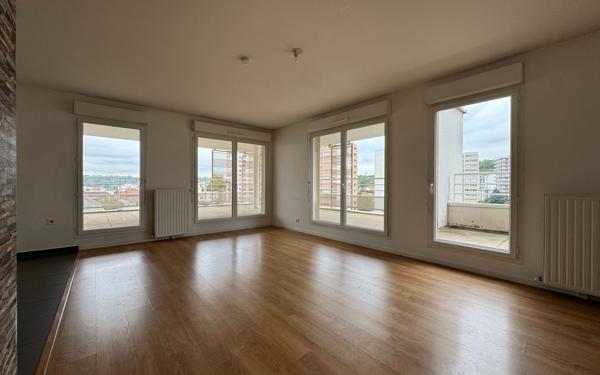 Appartement à vendre    5 pièces • 106,43 m2 Chelles