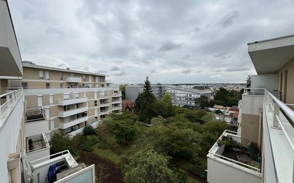Appartement à vendre    5 pièces • 106,43 m2 Chelles