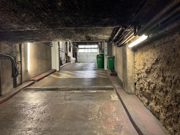 Parking/box · Vente Paris (75009) 11m²