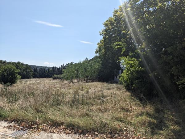 Terrain constructible de 642m2