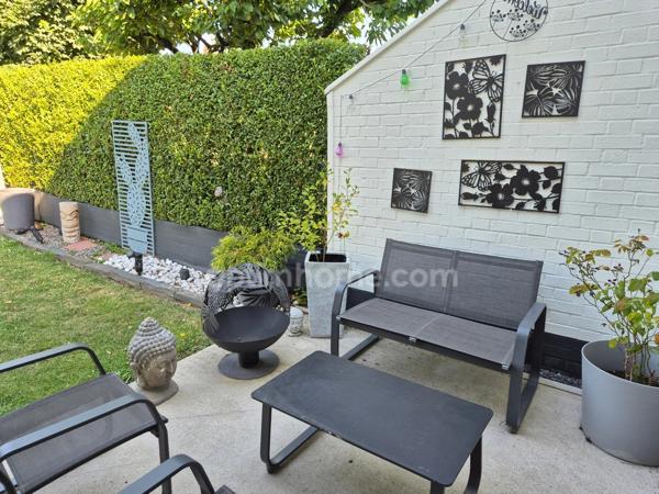 Maison semi individuelle 4 chambres + jardin + garage
