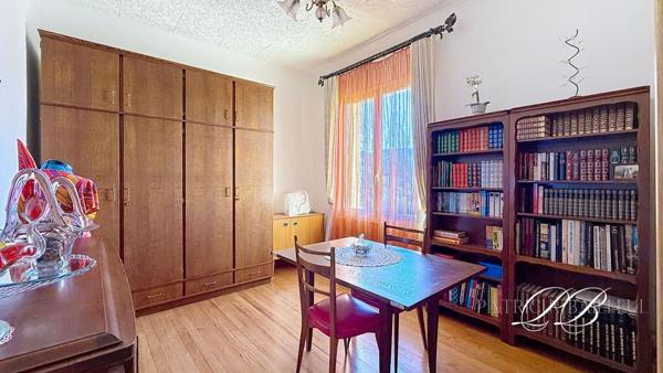 Maison de charme avec terrasse, patio, piscine et dépendances