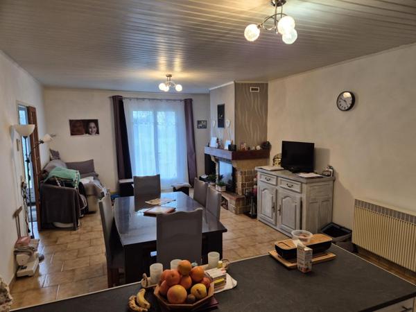 MAISON T3 de 71m2 sur 677 m2 de terrain clos