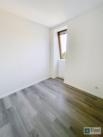 METZ- 3 PIECES MEUBLES - 57M²