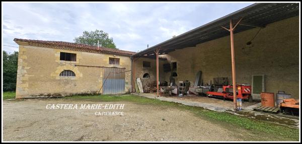 Dpt Gers (32), à vendre proche AUCH - propriété agricole - 145 Hectares avec LAC et 860 M² de bâtiments