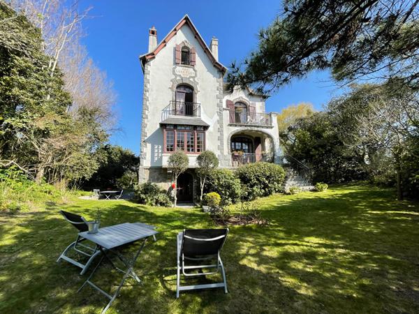 Vente Manoir de 265 m² à Quiberon proche de la Grande Plage