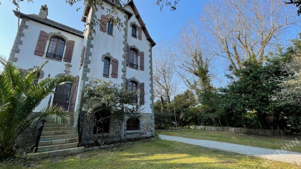 Vente Manoir de 265 m² à Quiberon proche de la Grande Plage
