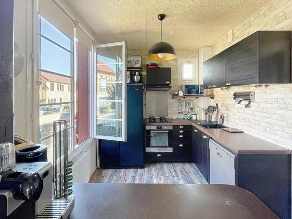 CHARMANTE MAISON PROCHE DU PARC MELIES ET LIGNE 14 A ORLY VILLE