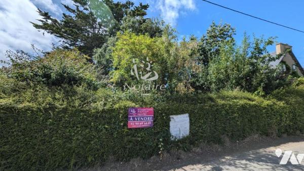 Terrain à bâtir de 449 m² hors lotissement – Cléder centre et plages à proximité