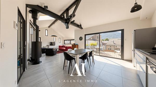 Maison de Village T5 Entièrement rénovée Séjour cathédrale Terrasse 3 chambres