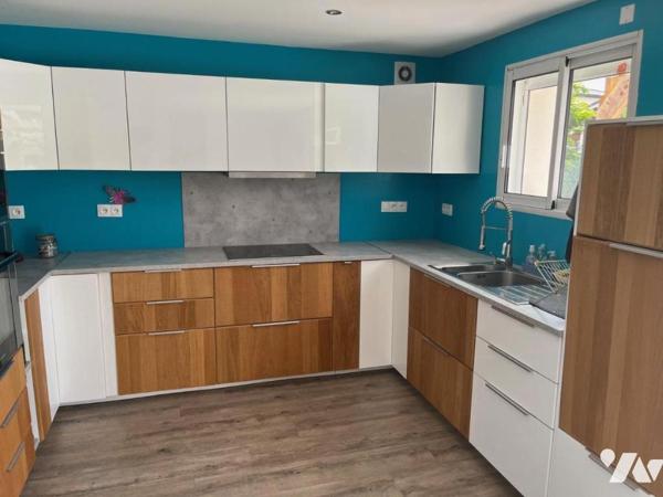 SAINT-BONNET-DE-MURE - Maison familiale d'exception avec piscine