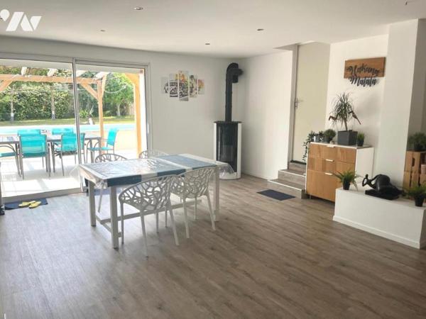 SAINT-BONNET-DE-MURE - Maison familiale d'exception avec piscine