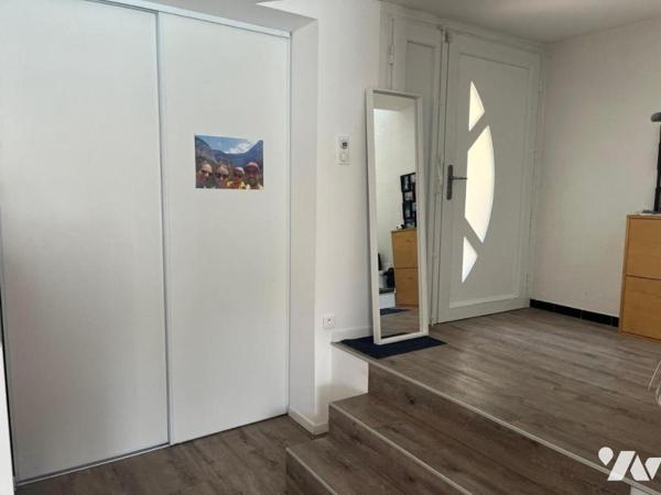 SAINT-BONNET-DE-MURE - Maison familiale d'exception avec piscine