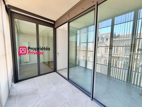 Appartement Bordeaux 3 pièce(s) 46.05 m2 parking et jardin d'hiver