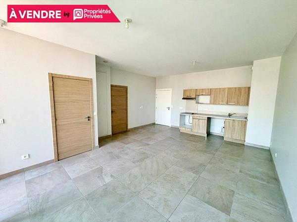 Appartement Bordeaux 3 pièce(s) 46.05 m2 parking et jardin d'hiver