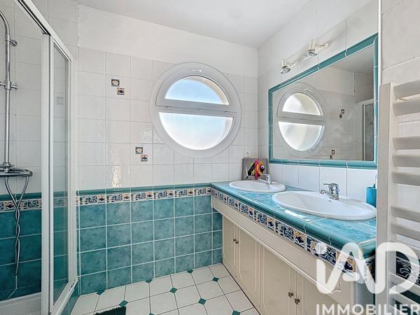 Maison à vendre 7 pièces 162 m² Cesson-Sévigné