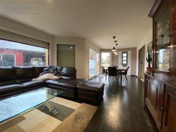 Maison de maître à vendre à Tinténiac en Ille-et-Vilaine (35190), ref : 105/1963