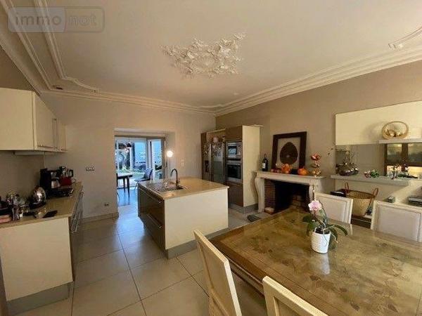 Maison de maître à vendre à Tinténiac en Ille-et-Vilaine (35190), ref : 105/1963