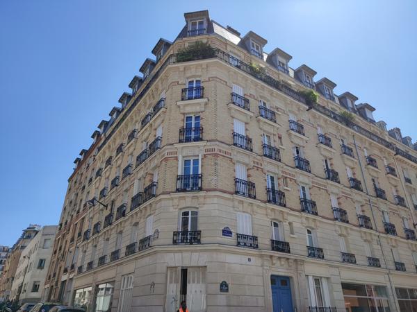 Paris (75011) Coup de coeur ! Appartement 29m² + Mezzanine