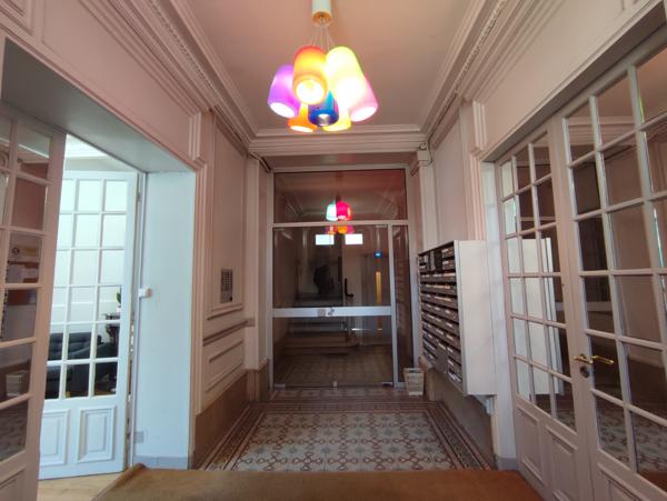 Paris (75011) Coup de coeur ! Appartement 29m² + Mezzanine