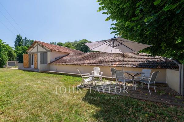 Propriété de Charme à vendre à Riez - Ensemble Immobilier avec Logements, Dépendances, Jardins et Potentiel Locatif
