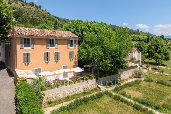 Propriété de Charme à vendre à Riez - Ensemble Immobilier avec Logements, Dépendances, Jardins et Potentiel Locatif