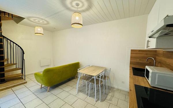 Appartement à louer    2 pièces • 28,96 m2 Sète