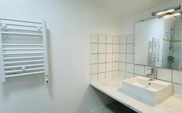 Appartement à louer    2 pièces • 28,96 m2 Sète