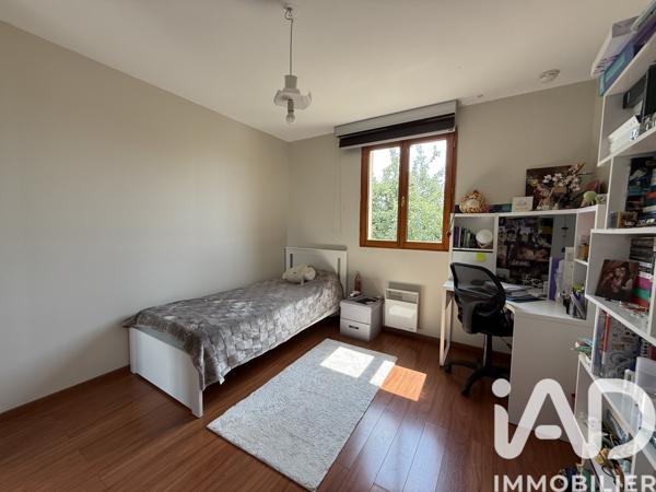Maison à vendre 6 pièces 120 m² Vaux-le-Pénil