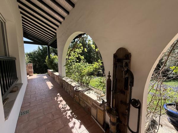 Villa d'exception au coeur de son parc paysagé