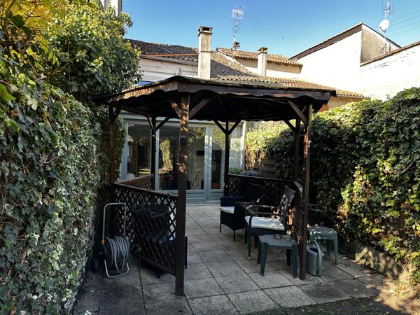 Maison à vendre à Sainte-Foy-la-Grande (33220) - Gironde