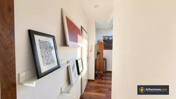 Vente                                                      Appartement
                        
                     4 pièces                      89 m2                     à Saint-Laurent-du-Var