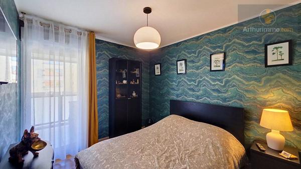 Vente                                                      Appartement
                        
                     2 pièces                      42 m2                     à La Seyne-sur-Mer