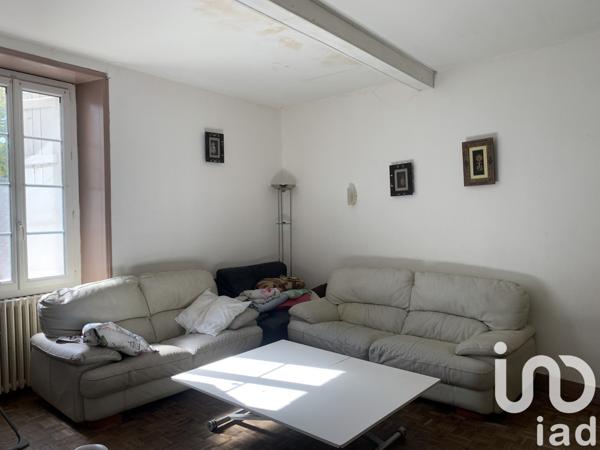 Maison 5 pièces de 128 m² à Barbezieux-Saint-Hilaire (16300)