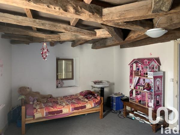 Maison 5 pièces de 128 m² à Barbezieux-Saint-Hilaire (16300)