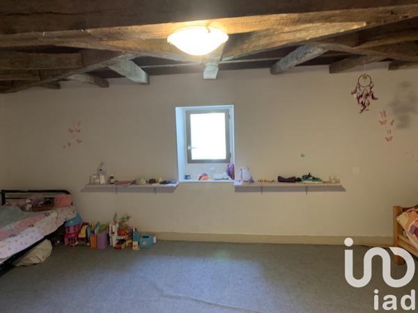 Maison 5 pièces de 128 m² à Barbezieux-Saint-Hilaire (16300)