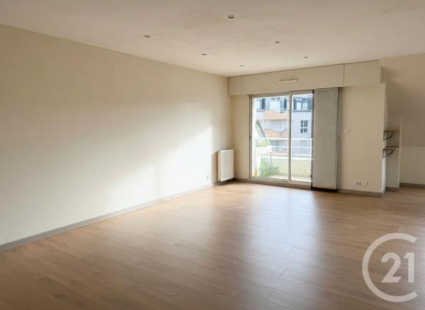 Appartement à vendre  3 pièces - 62,30 m 2   VANNES  - 56