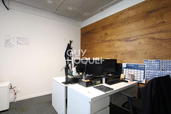 !!!!!RARE!!!!!!!!! BUREAUX 180m² ZFU