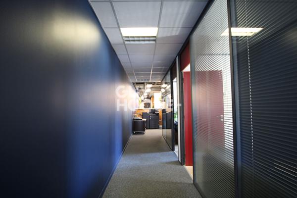 !!!!!RARE!!!!!!!!! BUREAUX 180m² ZFU