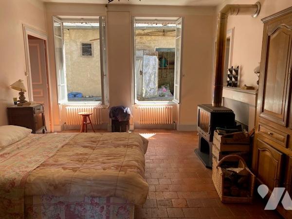 Au coeur du village, maison athentique