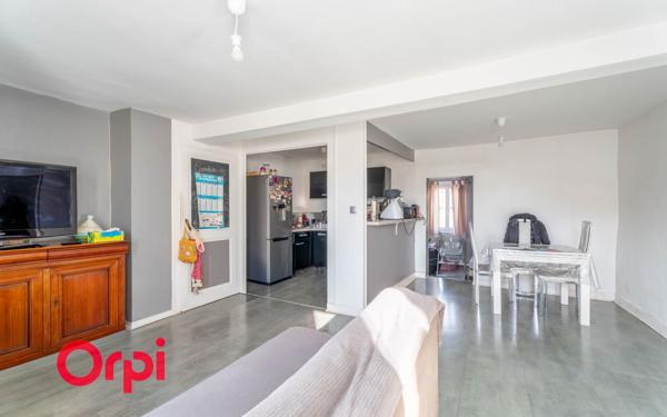 Appartement à vendre    7 pièces • 147,11 m2 Irigny
