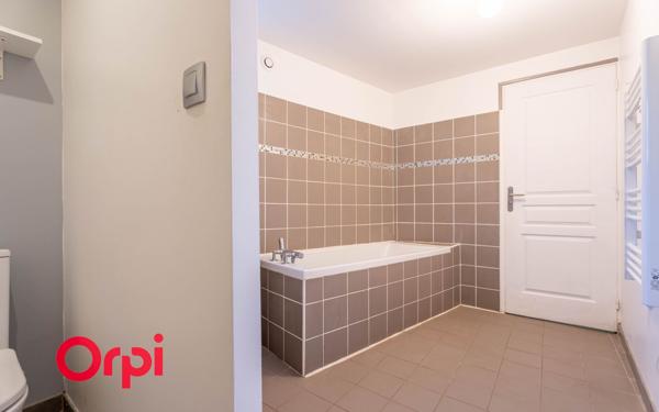 Appartement à vendre    7 pièces • 147,11 m2 Irigny
